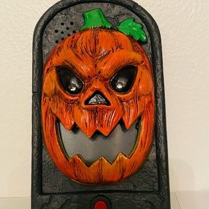 Halloween spooky animated Jack o lantern doorbell